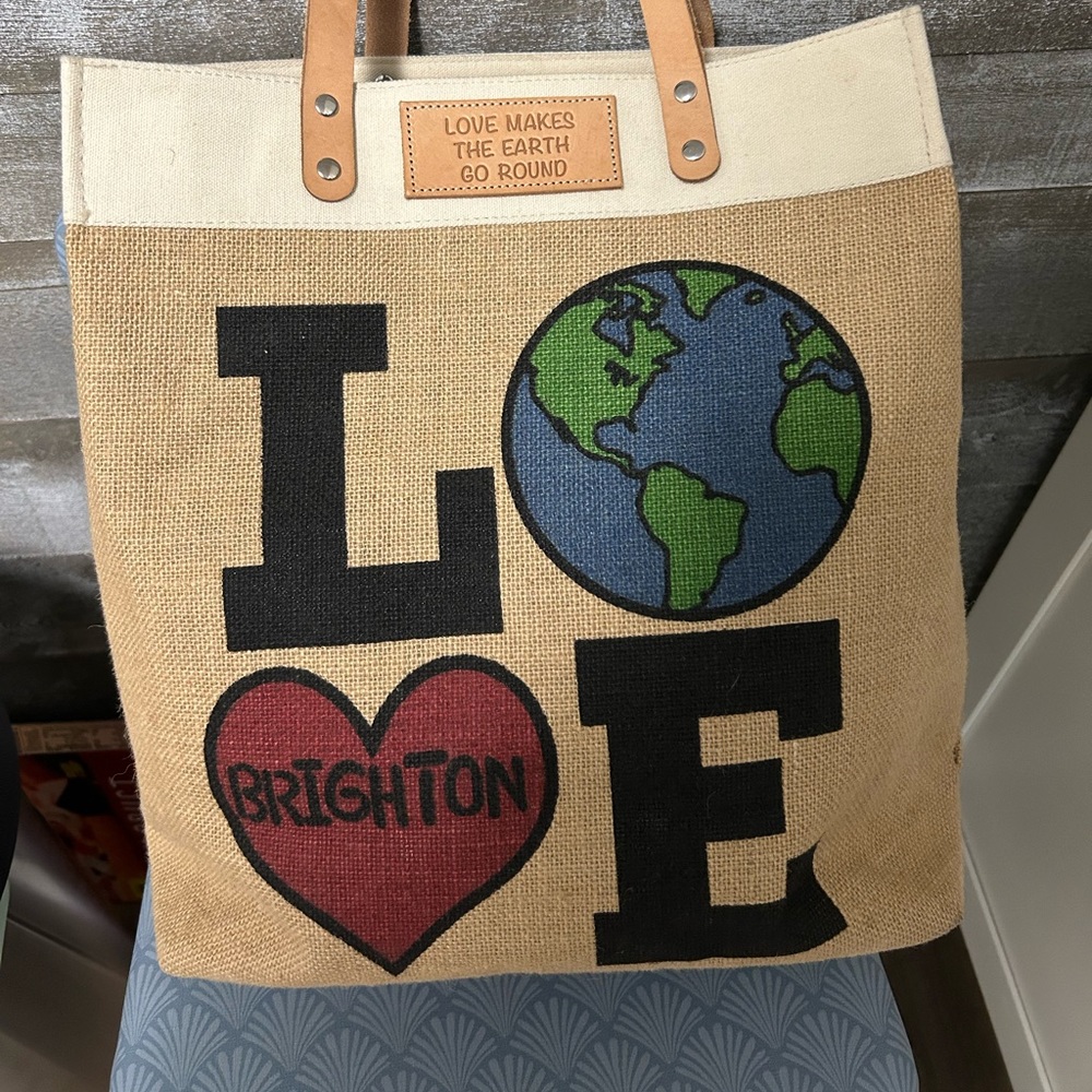 Brighton jute/ canvas love makes the world go round tote